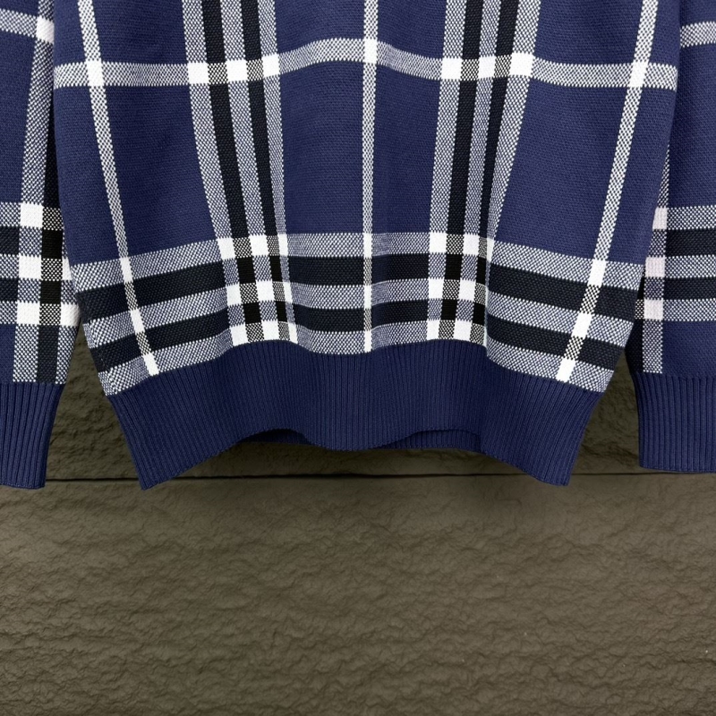 Burberry Sweaters